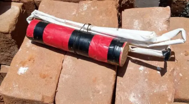 Trujillo: extorsionadores siembran terror y arrojan una “mamarrata” en vivienda Trujillo: extorsionadores siembran terror y arrojan una “mamarrata” en vivienda