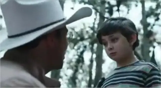 Óscar Reyes tuvo un hijo fuera de su matrimonio con Jimena Elizondo.