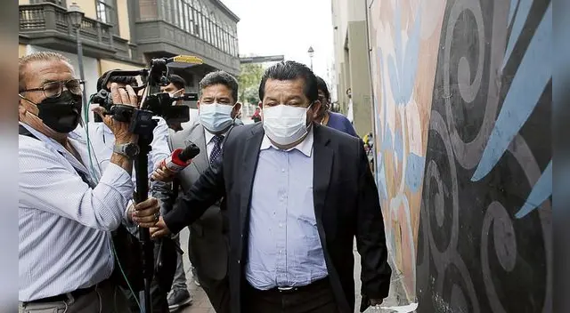 Bruno Pacheco acudió a la Fiscal de la Nación para responder por desbalance patrimonial