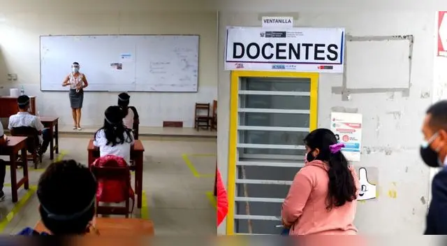 Los docentes este año reciben un aumento en su remuneración.
