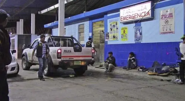 Hombre fue trasladado al Hospital de Apoyo II donde los médicos certificaron su deceso.