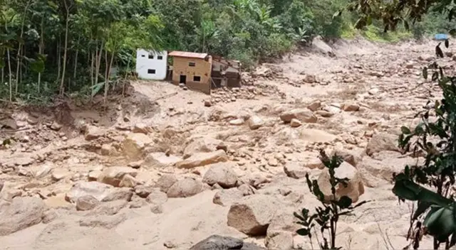 Vivienda de la menor quedó destruida producto de las intensas lluvias. Vivienda de la menor quedó destruida producto de las intensas lluvias.