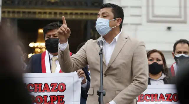 Parlamentario indicó que Castillo hablará de proyectos que benefician al país.