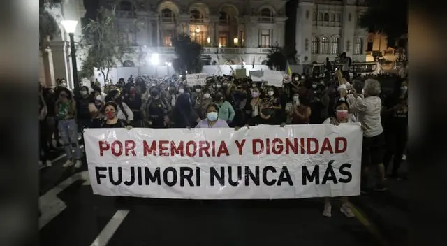 Marchas contra la liberación del exdictador se concentra en Plaza San Martín