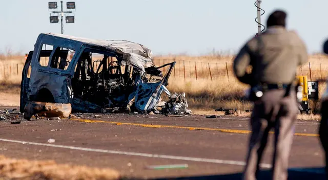 La mayor parte del equipo de golf de la Universidad del Suroeste murió. La mayor parte del equipo de golf de la Universidad del Suroeste murió.