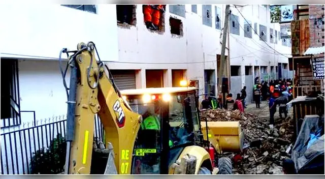 Policía de Retamas informa del hallazgo de una posible quinta víctima del derrumbe Policía de Retamas informa del hallazgo de una posible quinta víctima del derrumbe