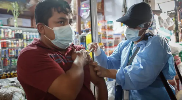 Personas acuden poco a los centros de vacunación. Personas acuden poco a los centros de vacunación.