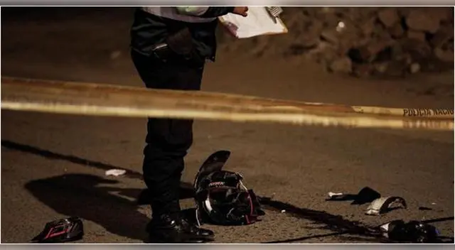 Esaúl Angulo Herrera estaba a pocos metros de la puerta de su casa cuando un bus alimentador del Metropolitano lo atropella. Esaúl Angulo Herrera estaba a pocos metros de la puerta de su casa cuando un bus alimentador del Metropolitano lo atropella.