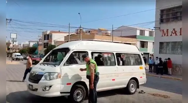 Arequipa: 13 estudiantes resultaron heridas tras choque de movilidad escolar con camioneta Arequipa: 13 estudiantes resultaron heridas tras choque de movilidad escolar con camioneta