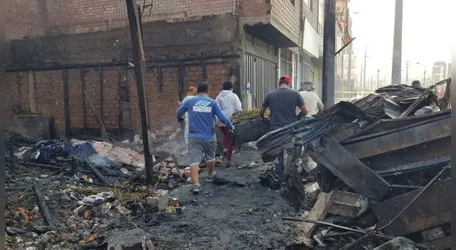 Incendio en mercado de Ventanilla deja más de 1 millón de soles en perdidas