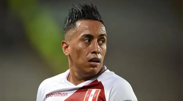 Christian Cueva pierde oportunidad de empate en el Perú vs Uruguay [ Christian Cueva pierde oportunidad de empate en el Perú vs Uruguay [