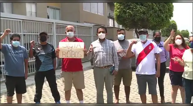 Vecinos de Chorrillos cansados de los continuos robos en su condominio exigen seguridad.