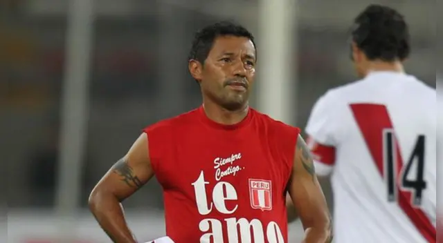 Palacios se refirió al posible 'pacto en Santiago' ente Chile y Uruguay para dejar fuera a la "Bicolor".