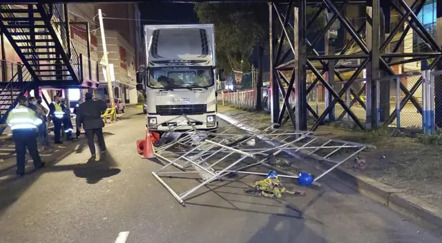 Conductor de vehículo pesado fue detenido por efectivos policiales de Cayma.