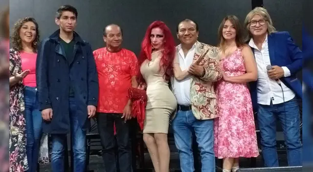 Monique Pardo juntó a sus artistas que le rendirán homenaje en Bianca de Barranco. Monique Pardo juntó a sus artistas que le rendirán homenaje en Bianca de Barranco.