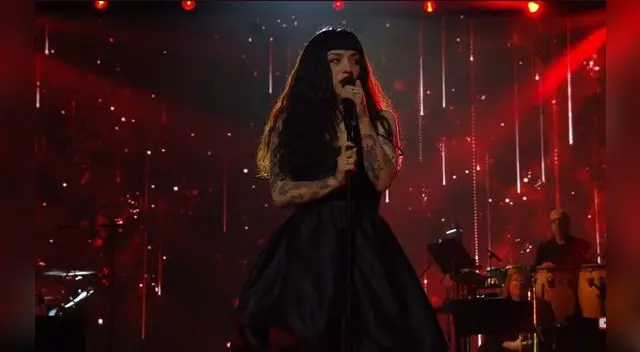 Mon Laferte se presentó en los Grammy 2022. Mon Laferte se presentó en los Grammy 2022.