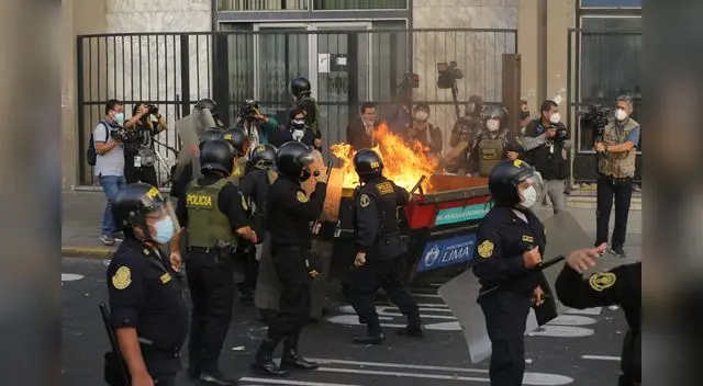 Protestas contra de Pedro Castillo Protestas contra de Pedro Castillo