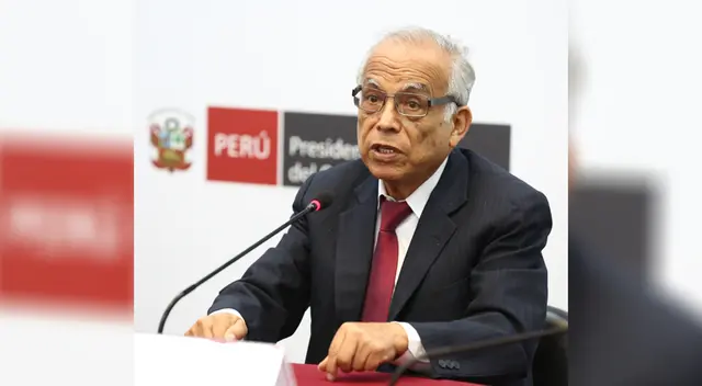 Aníbal Torres anunció que no se irá del Ejecutivo y continuará como premier. Aníbal Torres anunció que no se irá del Ejecutivo y continuará como premier.