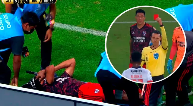 El defensor paraguayo de River Plate fue retirado del campo llorando. El defensor paraguayo de River Plate fue retirado del campo llorando.