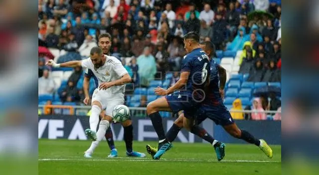 Karim Benzema en el tiempo suplementario anotó segundo gol de Real y clasificó a las semifinales.