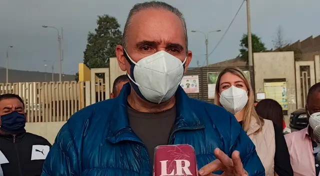 Alex Kouri fue sentenciado en 2016 luego de que se comprobara que favoreció a la empresa Convial con casi 32 millones de dólares en contratos y adendas. Alex Kouri fue sentenciado en 2016 luego de que se comprobara que favoreció a la empresa Convial con casi 32 millones de dólares en contratos y adendas.