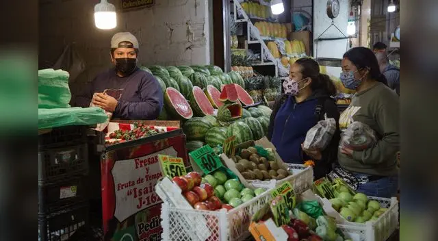 El ciudadano argentino se mostró angustiado por la situación que viene pasando su país. El ciudadano argentino se mostró angustiado por la situación que viene pasando su país.