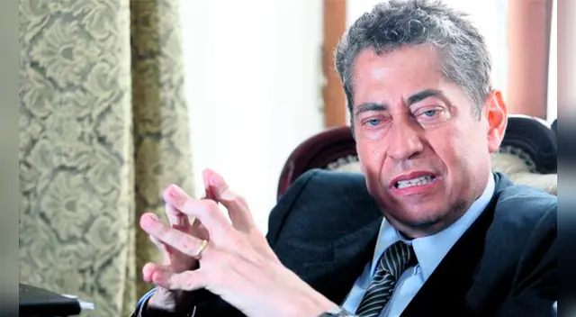 Eloy Espinosa-Saldaña será operado de la fibrosis pulmonar que padece. Eloy Espinosa-Saldaña será operado de la fibrosis pulmonar que padece.