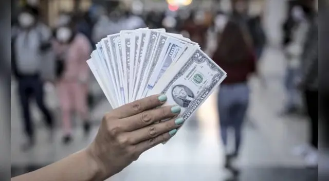 Precio del dólar HOY lunes 18 de abril de 2022