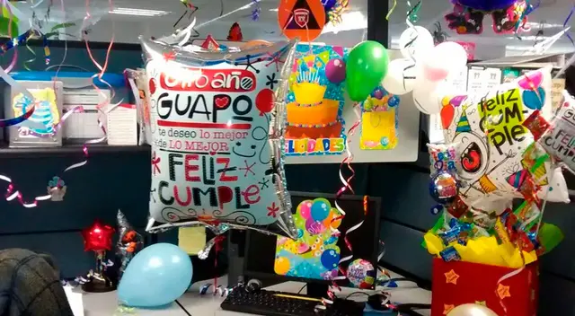 El incidente provocó que el empleado "abandonara la oficina repentinamente y pasara su hora de almuerzo en su auto". El incidente provocó que el empleado "abandonara la oficina repentinamente y pasara su hora de almuerzo en su auto".