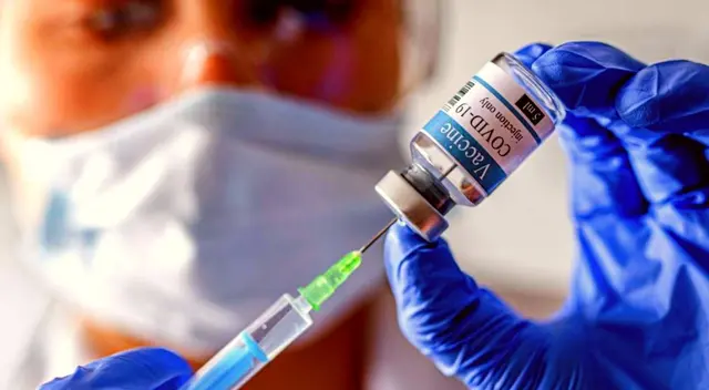 La vacuna de Pfizer es una de las seguras contra el COVID-19.