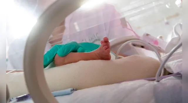 El menor padecía de una enfermedad llamada difalia, la cual afecta a uno de cada 6 millones de recién nacidos. El menor padecía de una enfermedad llamada difalia, la cual afecta a uno de cada 6 millones de recién nacidos.