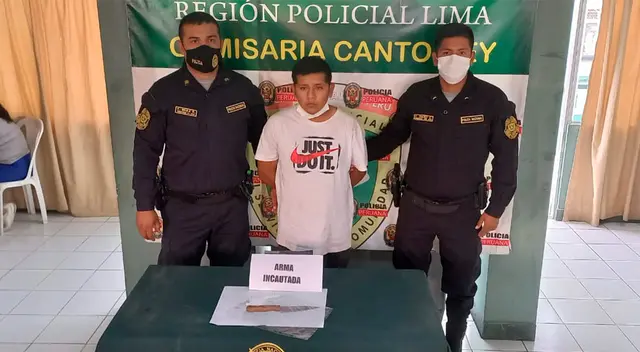 Sujeto detenido con cuchillo.