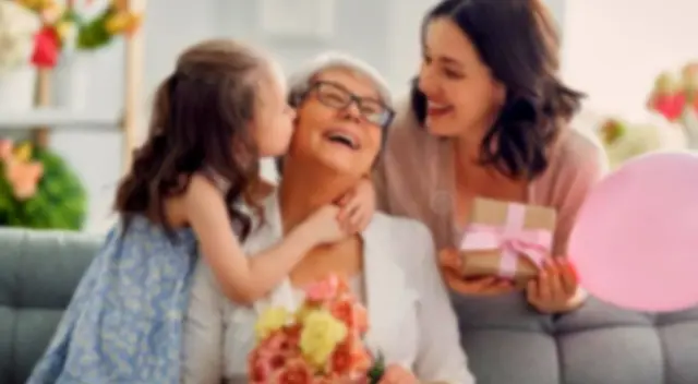 Antes en España no se celebraba en la primera semana de mayo.