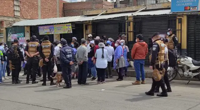 Huancayo: cierran mercados por insalubridad y decenas deben abandonar puestos de venta Huancayo: cierran mercados por insalubridad y decenas deben abandonar puestos de venta