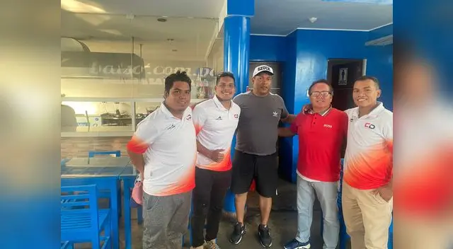 El ex jugador Valerio fue anfitrión del aniversario de Calle Deportiva. El ex jugador Valerio fue anfitrión del aniversario de Calle Deportiva.