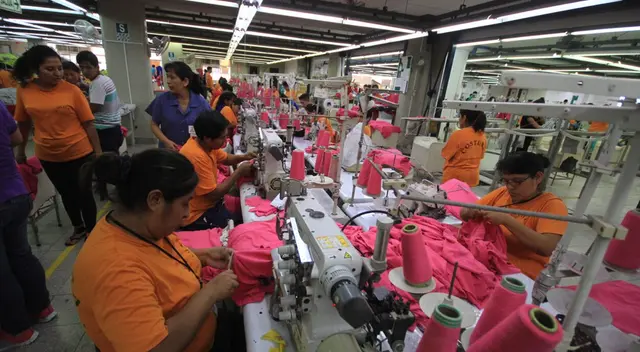 Estudiantes crean 4 innovadores proyectos para promover la inserción laboral Estudiantes crean 4 innovadores proyectos para promover la inserción laboral