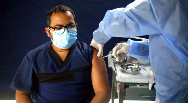 Es normal que tengas algunos efectos en tu organismo tras vacunarse. Es normal que tengas algunos efectos en tu organismo tras vacunarse.