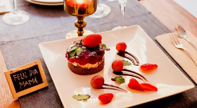 Hazle ese postre favorito de tu mamá que siempre pide en casa.