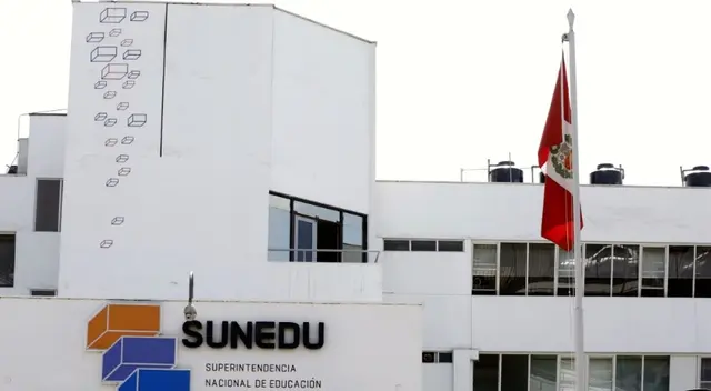Esta ley recompone el directorio de la Sunedu. Esta ley recompone el directorio de la Sunedu.