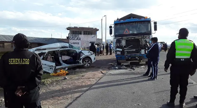 Violento choque ocurrió la tarde del martes, cuando la familia retornaba de participar en velorio.