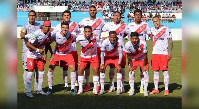 Alfonso Ugarte con la llegada del ex jugador del Cristal, Erick Torres tomó nuevo aire.