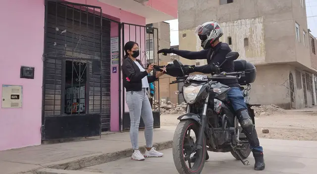 Delincuentes asaltan a tienda recién inagurada en San Juan de Miraflores Delincuentes asaltan a tienda recién inagurada en San Juan de Miraflores