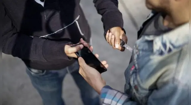 Ministro del Interior desestima reporte de Osiptel y califica de “ilógico” que se roben más de 4 mil celulares al día