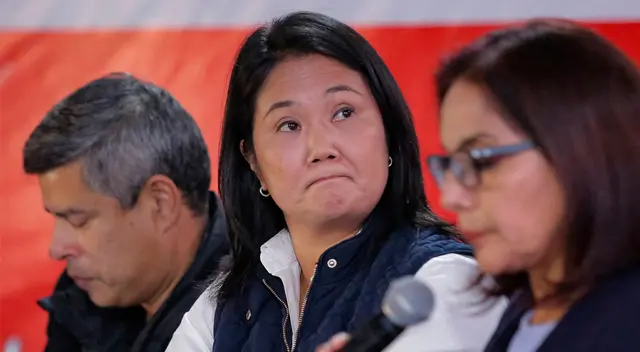 Excandidata presidencial aseguró que su progenitor "apoya" en las investigaciones.