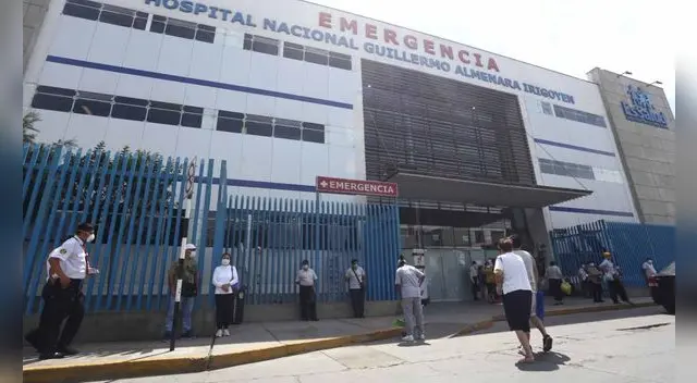 Médicos del Hospital Almenara solo le colocaron una crema a la menor de tres años, quien tenía el cráneo fracturado. Foto: La República