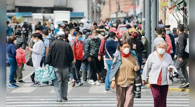 Minsa: Riesgo de una cuarta ola de COVID-19 será mayor a fin de año