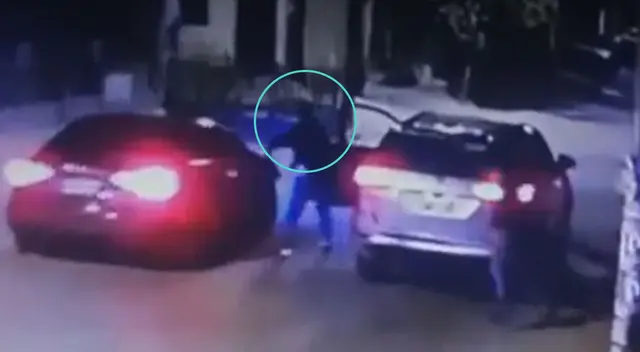 Delincuente robó camioneta del año en San Juan de Lurigancho.