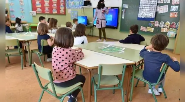 Conoce el calendario cívico escolar del mes de junio.
