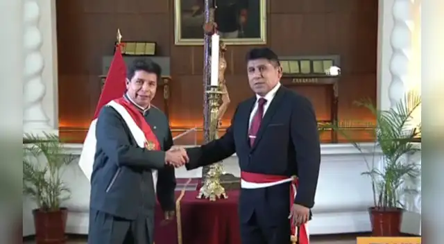 Juan Ramón Lira Loayza es nombrado nuevo ministro de Trabajo Juan Ramón Lira Loayza es nombrado nuevo ministro de Trabajo