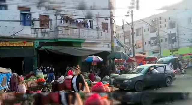 La Victoria: delincuentes ingresan a tienda de verduras y roban más de 5 mil soles y productos [VIDEO]